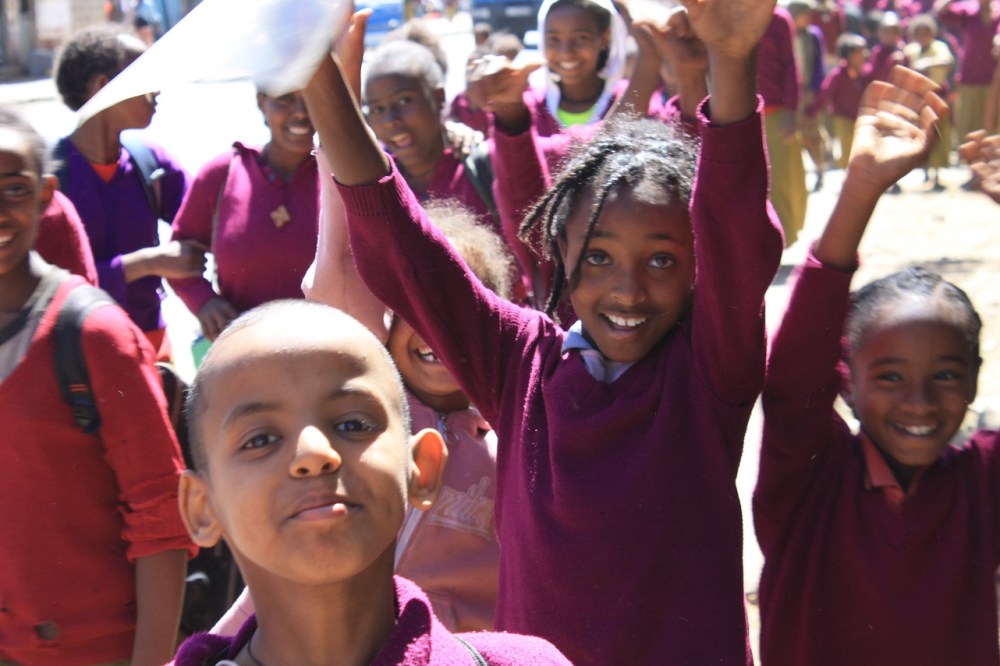 niños escuela etiopia