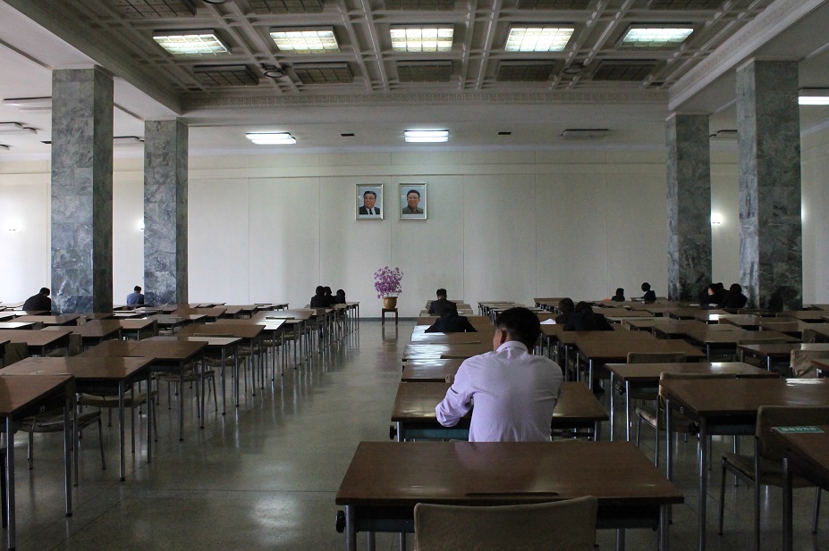 biblioteca pyongyang
